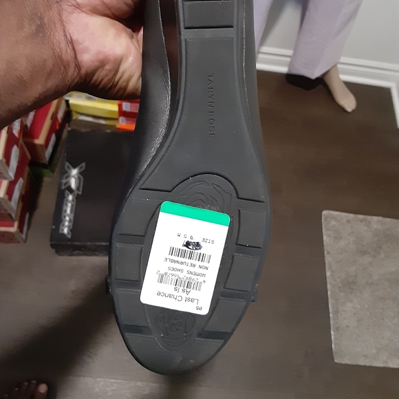 Taryn Rose - Picture 7 of 9